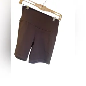32. NWT Lululemon align HR shorts 6” NIGHTFALL Size 8