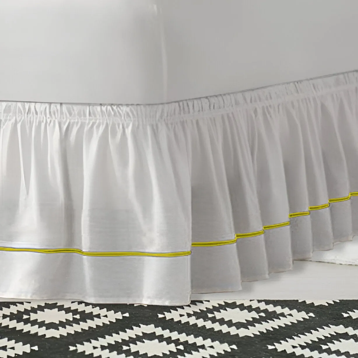 400TC Sateen Solid Cotton Single Embroidered Wrap Around Bed Skirt