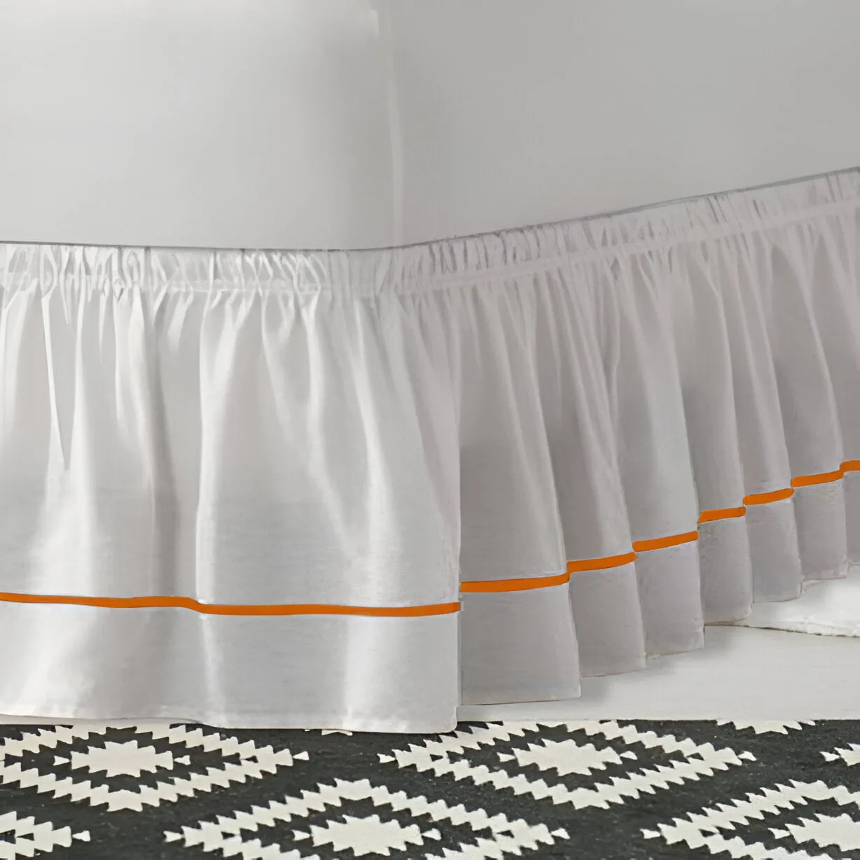 400TC Sateen Solid Cotton Single Embroidered Wrap Around Bed Skirt