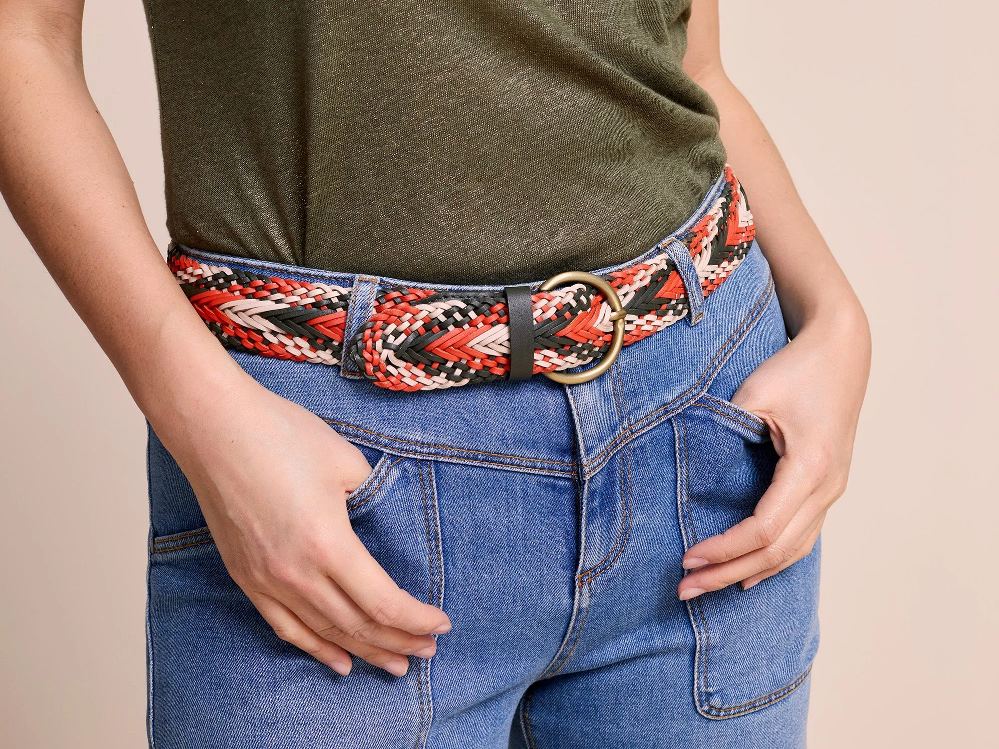 AGNES - Ceinture kaki,rouge et beige en cuir tressé