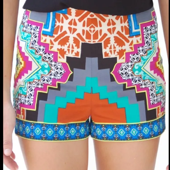 ANTHROPOLOGIE FLYING TOMATO KALEIDOSCOPE SHORTS
