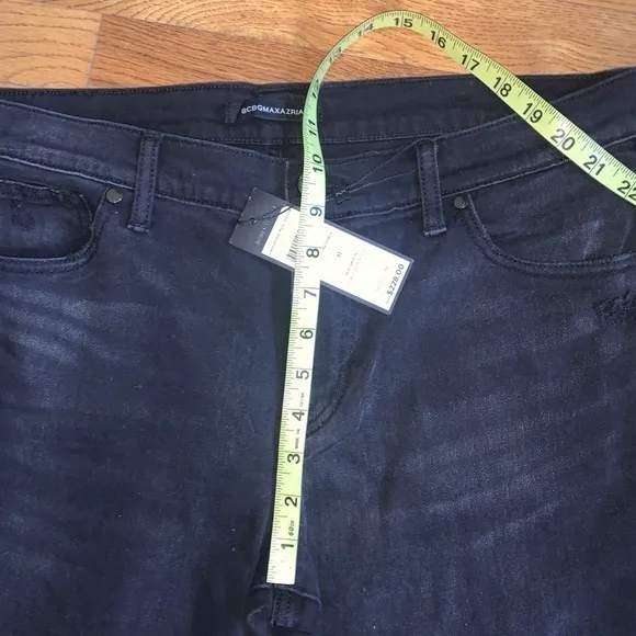 BCBGmaxazria distressed black denim jeans size‎ 31