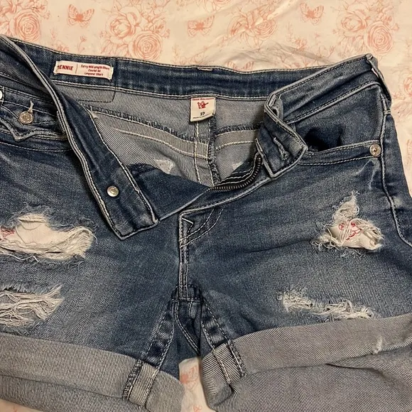 BUNDLE OF 5 PAIRS OF SHORTS