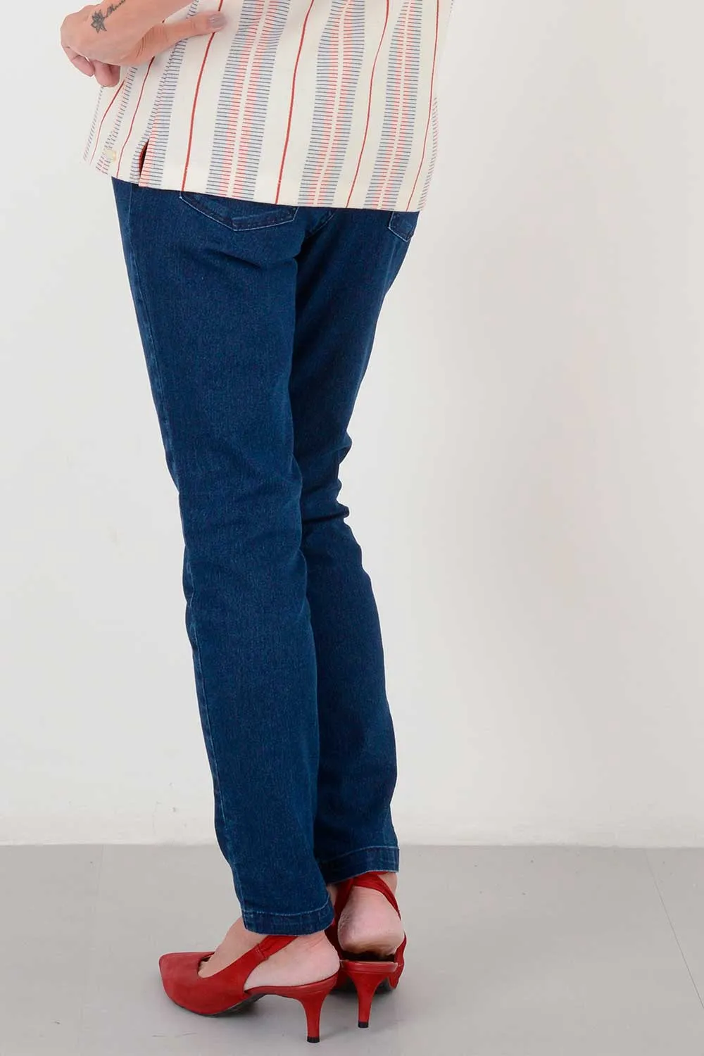 Calça Jeans Reta Elástico