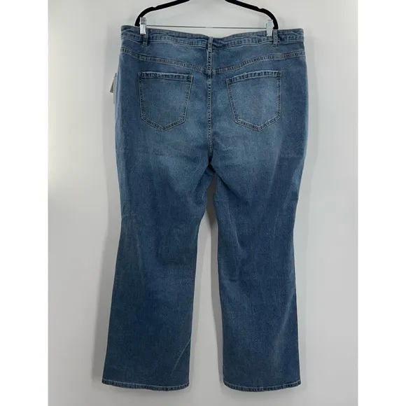 Eloquii NWT Naomi Flare Leg Jean Medium Wash Distressed size 24