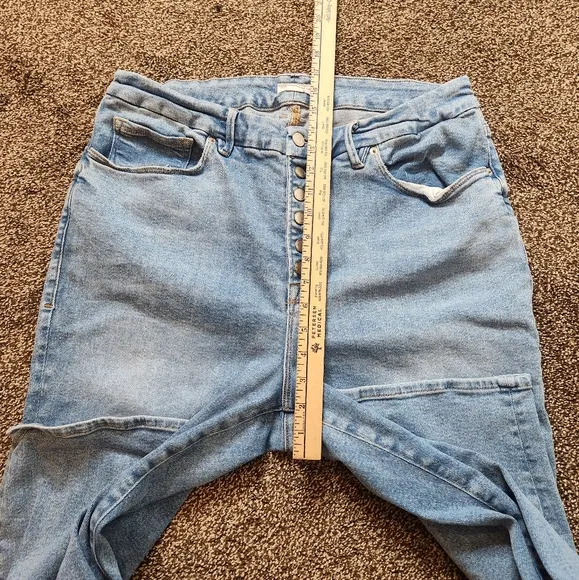 Good American Good Legs Crop Jeans Size 18