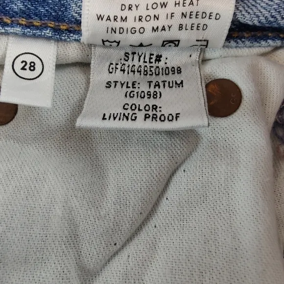 Grlfrnd Jeans Tatum High Rise Straight Step Fray Size 28