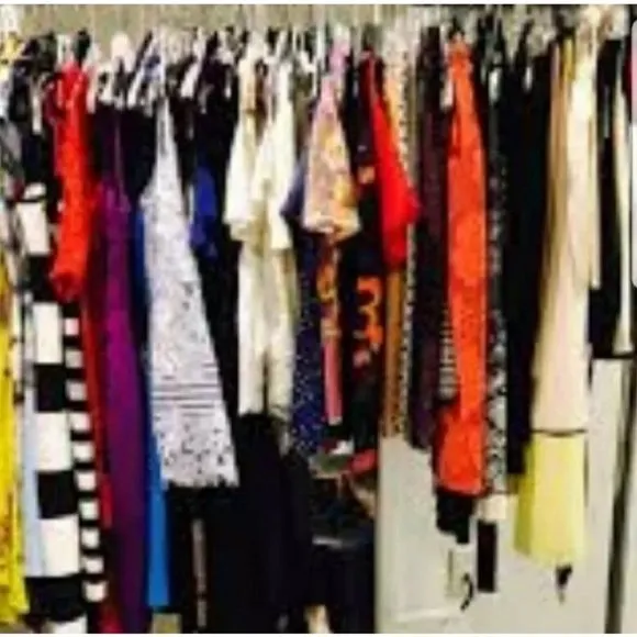 HUGE Lot of Junior's Clothing SIZE 3X Valued at over $250! Lot of 9 items! NWT!