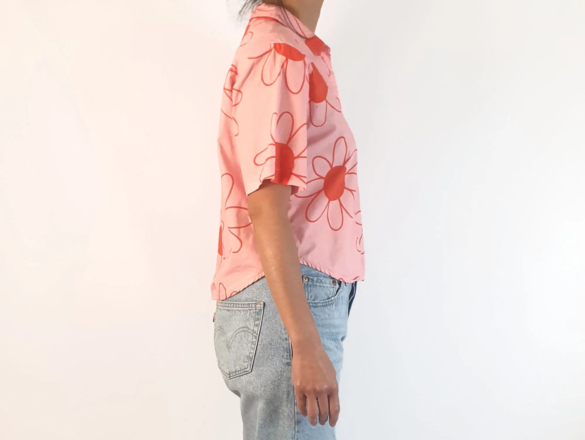 Jericho Road pink flower print shirt size 12, best fits 10