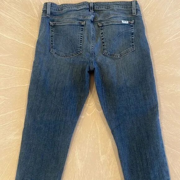Joe’s Skinny Ankle Stretchy Jeans Size 31