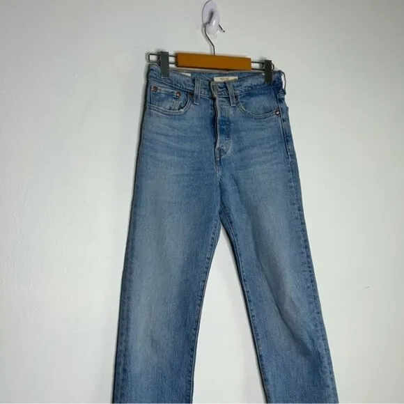 Levi’s Original Wedgie Straight Raw Hem Denim Premium Jeans