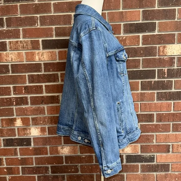 Levi’s Trucker Jeans Jacket