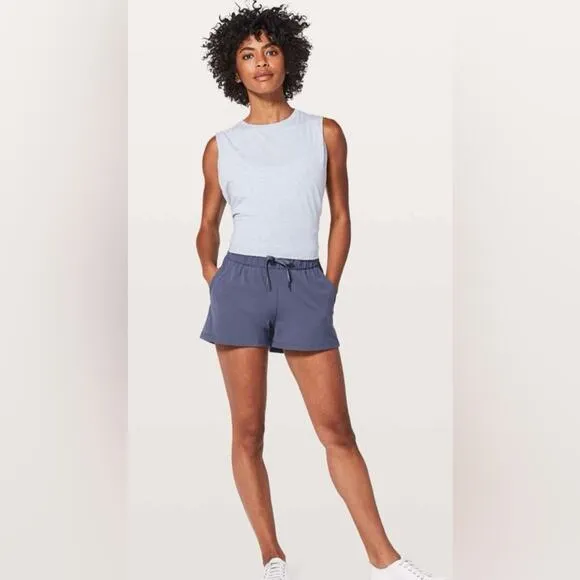 Lululemon on the fly travel shorts 2