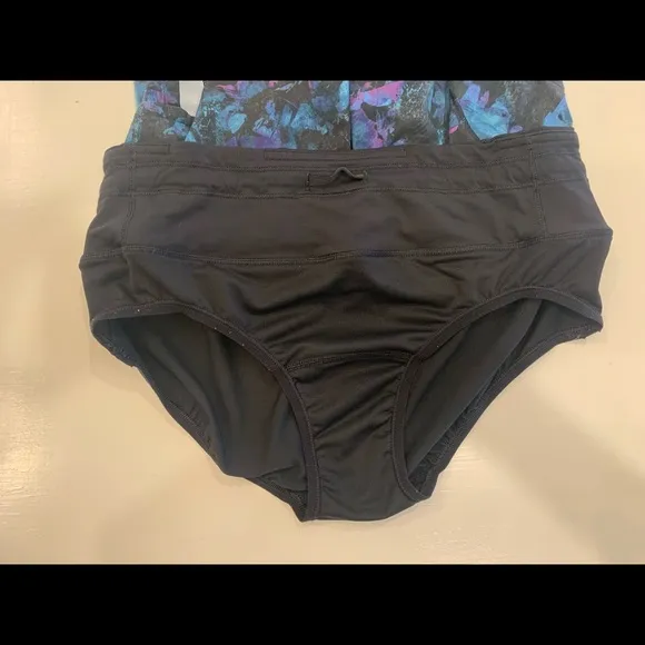 Lululemon Speed Up Shorts