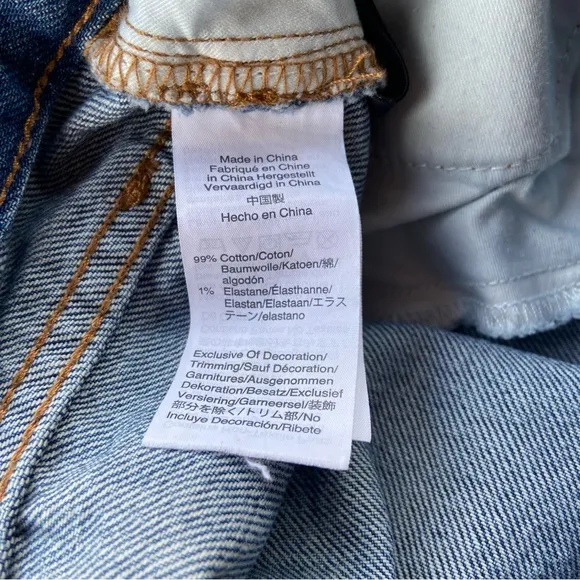 Madewell Classic Straight Jeans in Jade Wash: Knee-Rip Edition J7951
