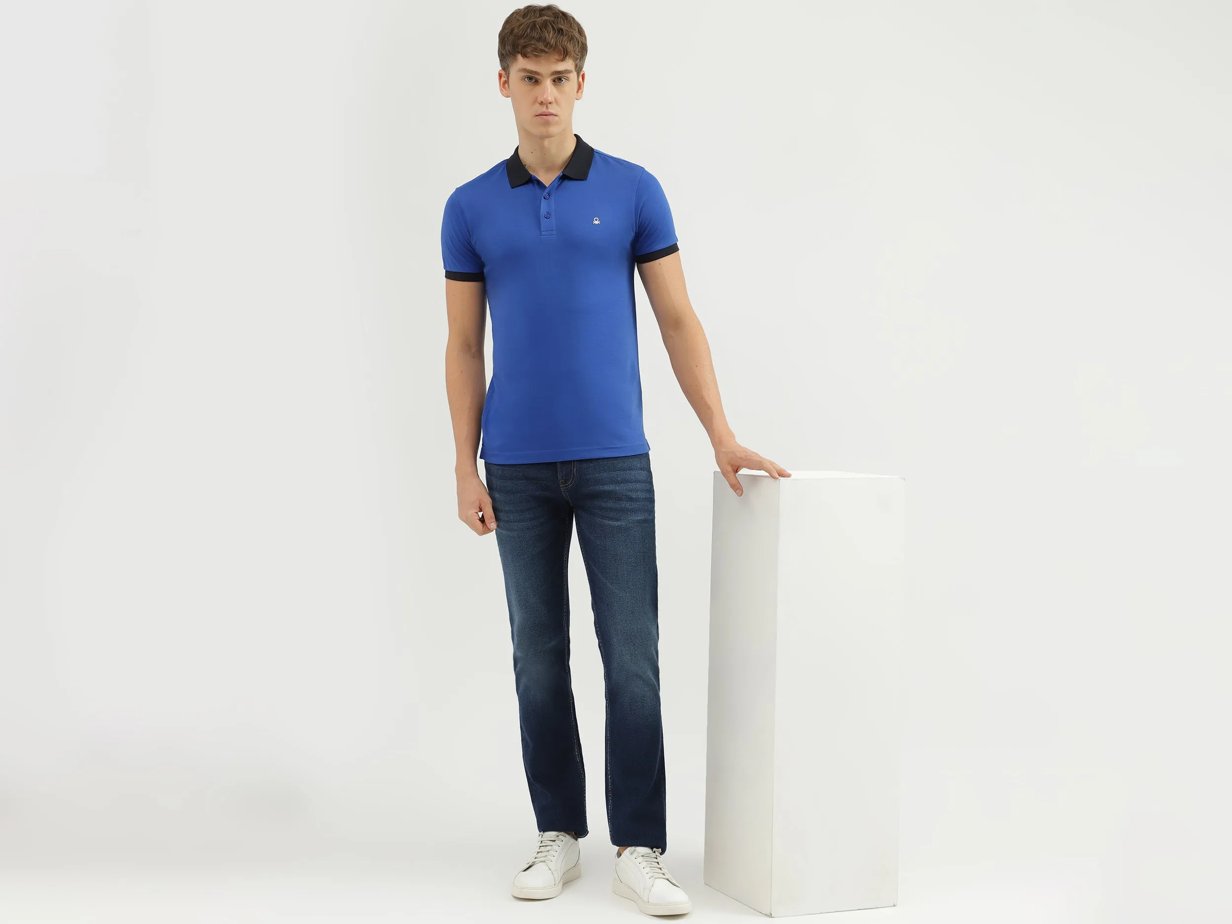 Men's Solid Slim Straight Jeans