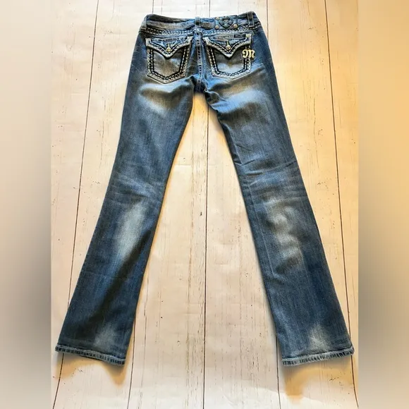 Miss Me Mid Rise Saddle Stitch Boot Cut Blue Jeans Size 30