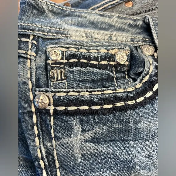 Miss Me Mid Rise Saddle Stitch Boot Cut Blue Jeans Size 30