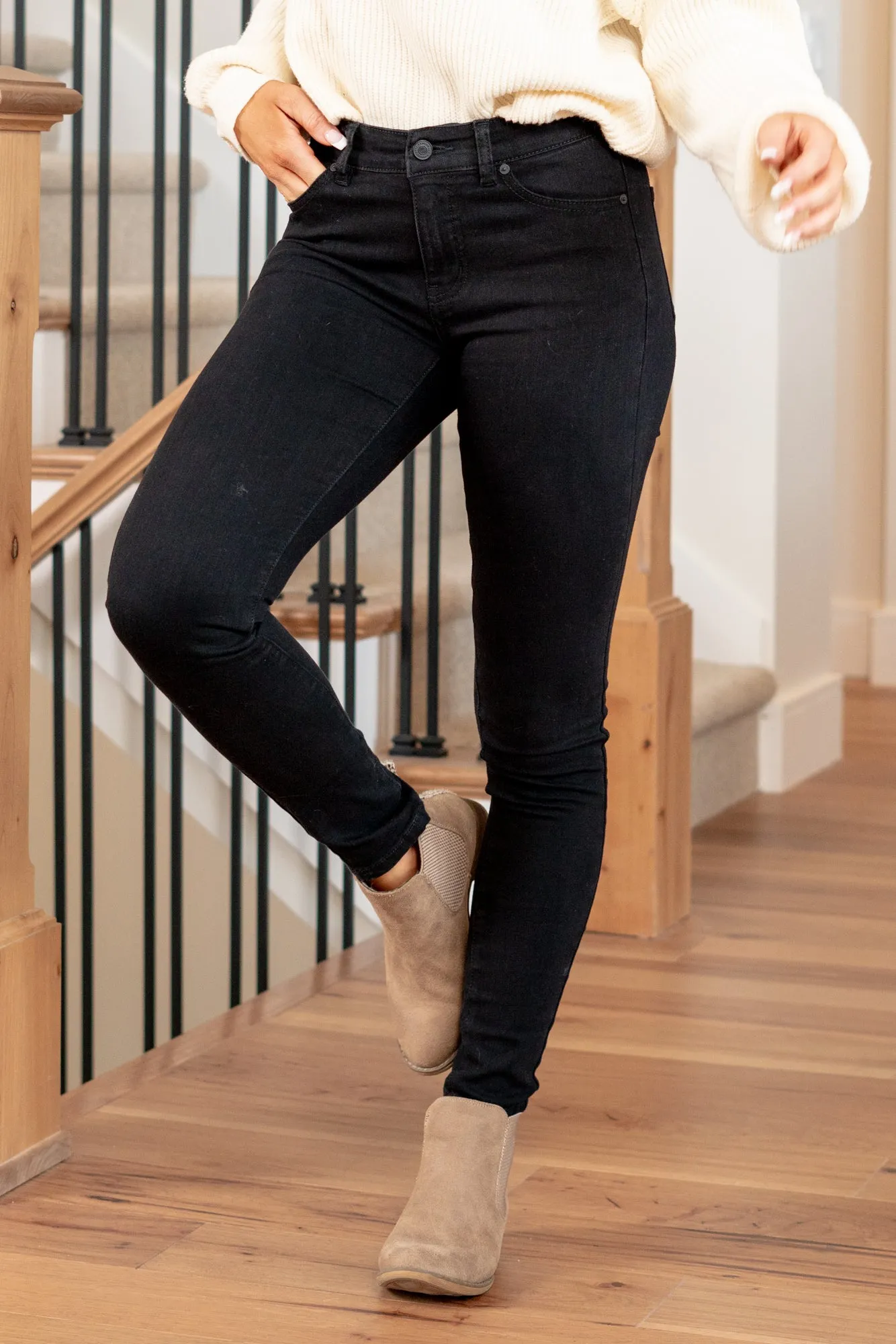 Nadia Mid Rise Super Skinny