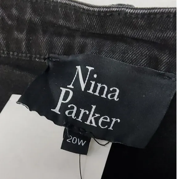 Nina Parker Trendy Plus Size High-Rise Skinny Jeans Black Size 20W NWT