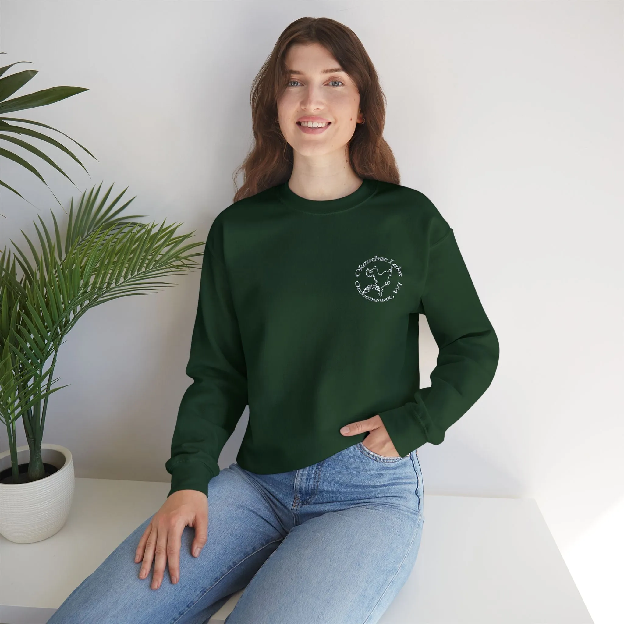 Okauchee Lake Embroidered circle text Oconomowoc WI Unisex Heavy Blend™ Crewneck Sweatshirt
