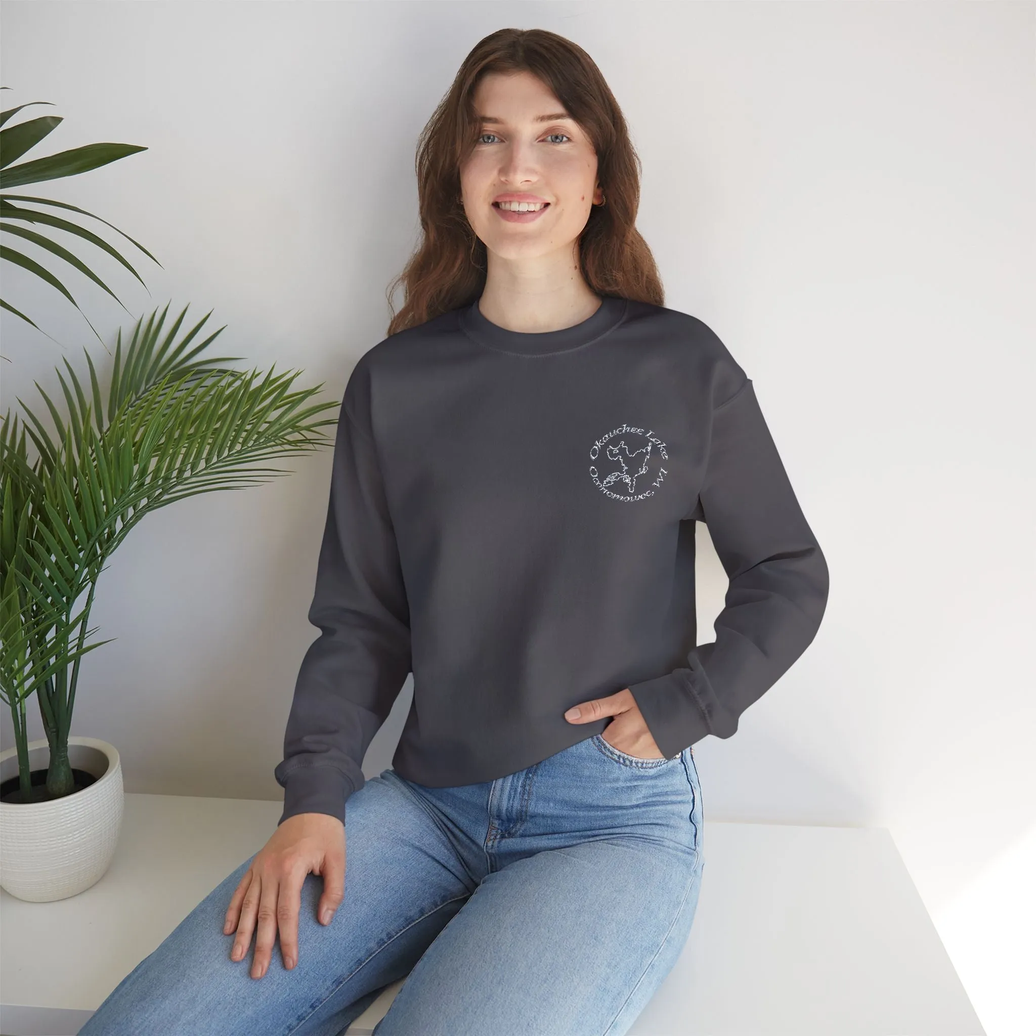 Okauchee Lake Embroidered circle text Oconomowoc WI Unisex Heavy Blend™ Crewneck Sweatshirt