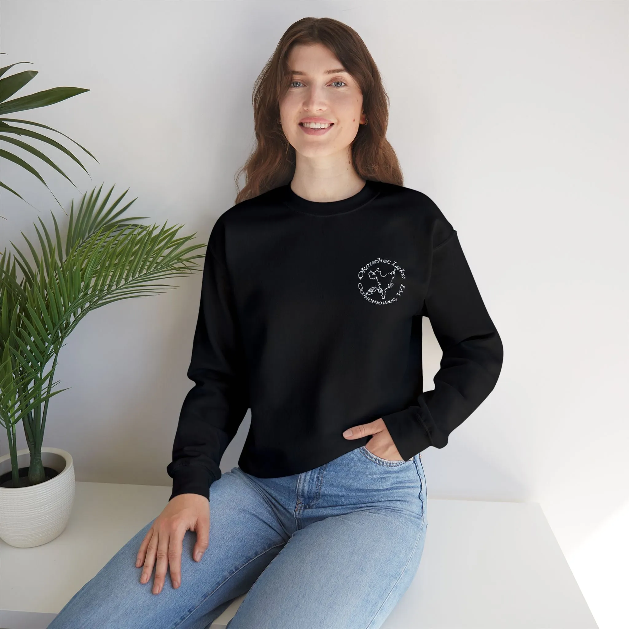 Okauchee Lake Embroidered circle text Oconomowoc WI Unisex Heavy Blend™ Crewneck Sweatshirt