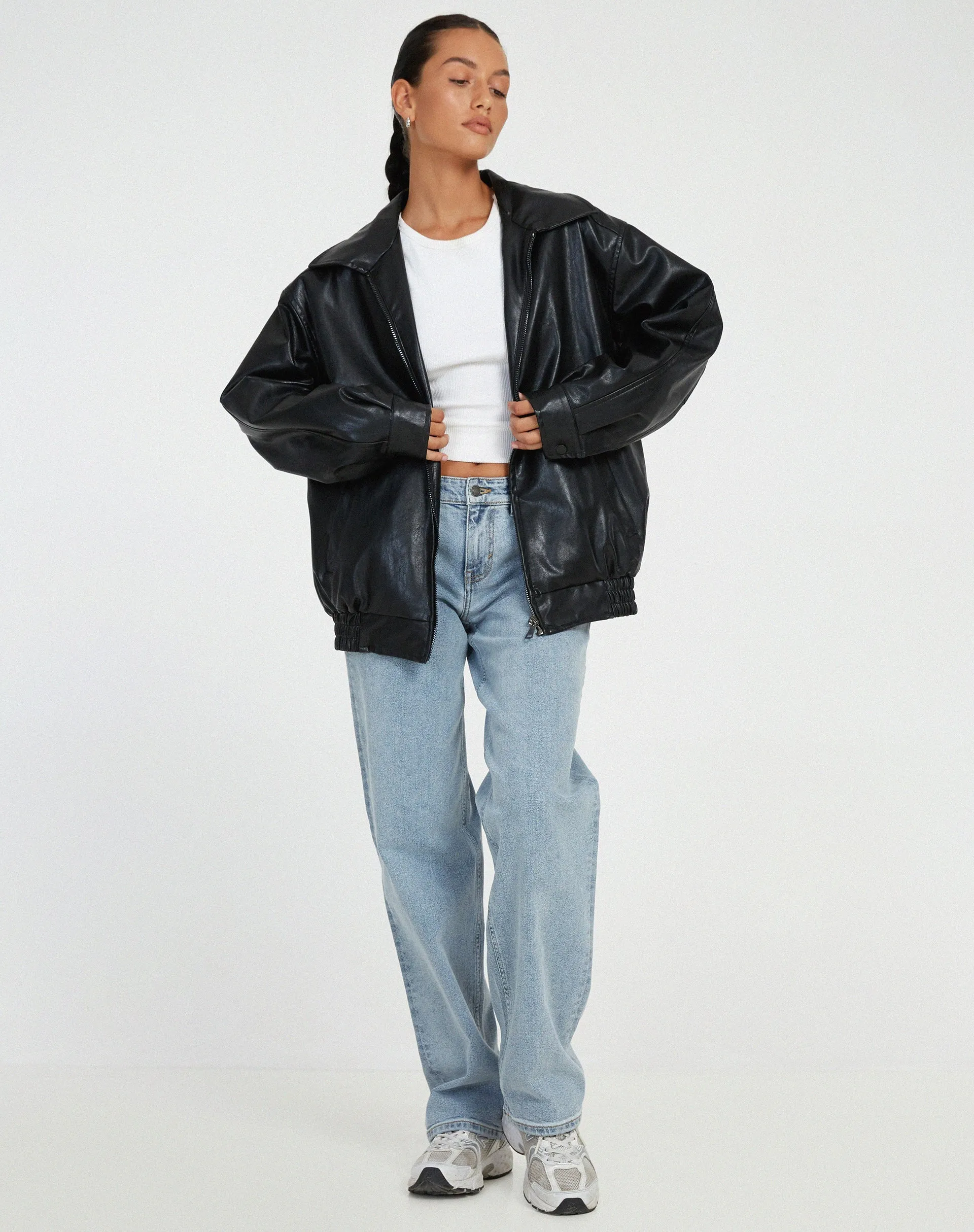 Oversized Leather Jacket for Women – Timeless Elegance and Comfort