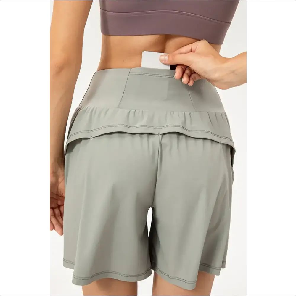 Pocketed Elastic Waist Active Shorts for Trendy Women