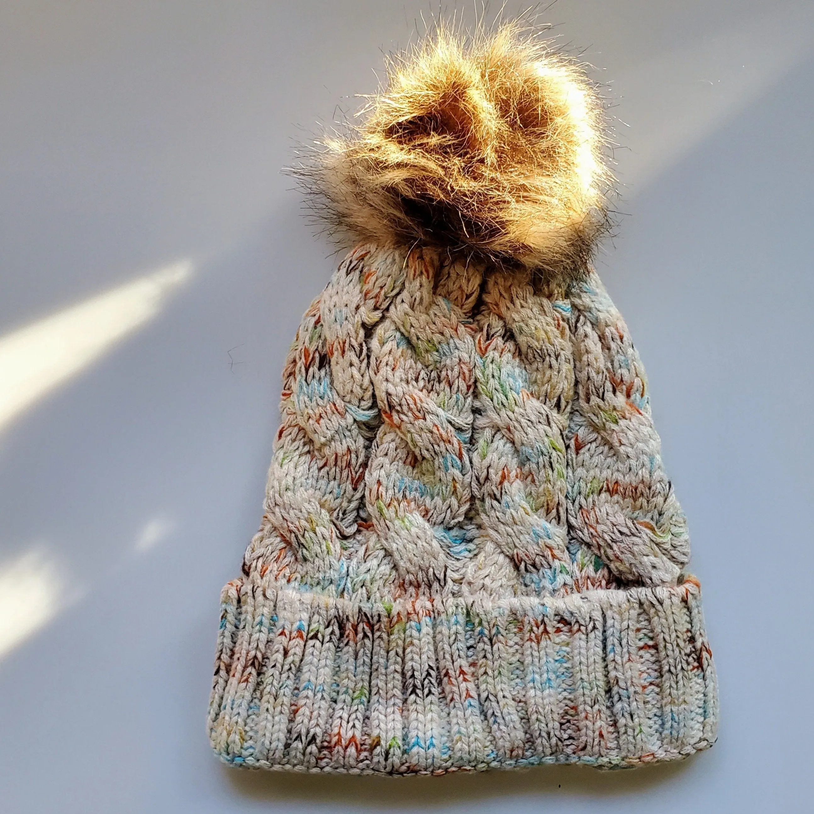 Pom Pom Toque - Confetti Beige