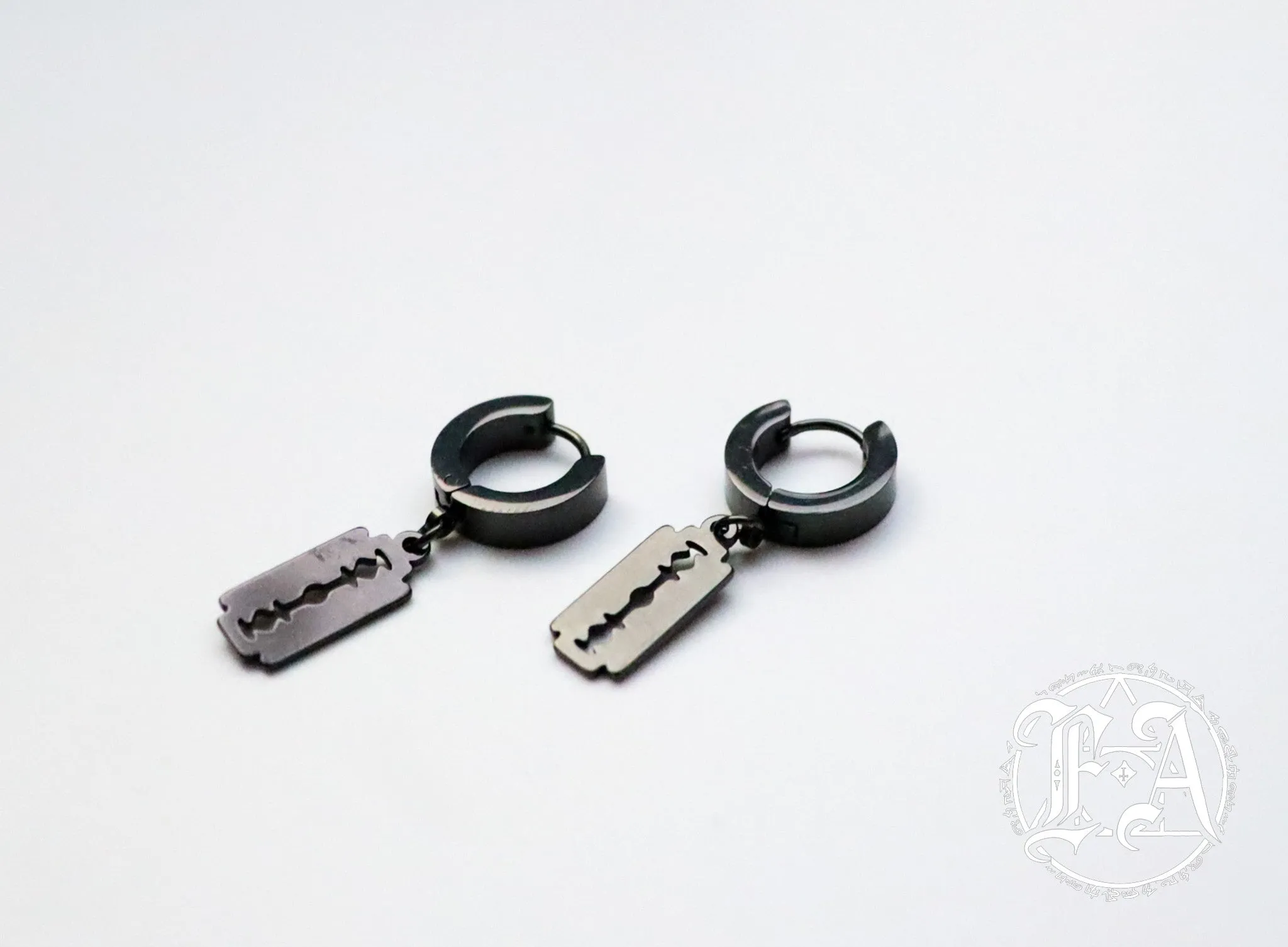 Razor - Earrings