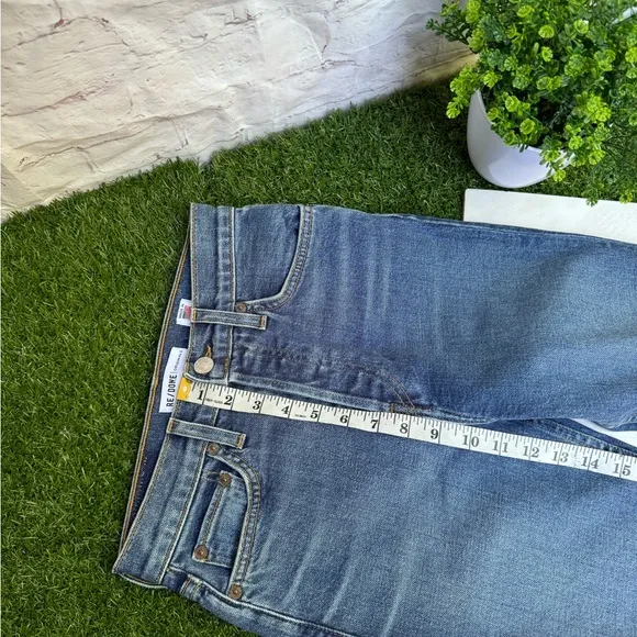 RE/DONEHigh Rise Mid 70’s Comfort Ankle Crop Jeans size 25 nwot