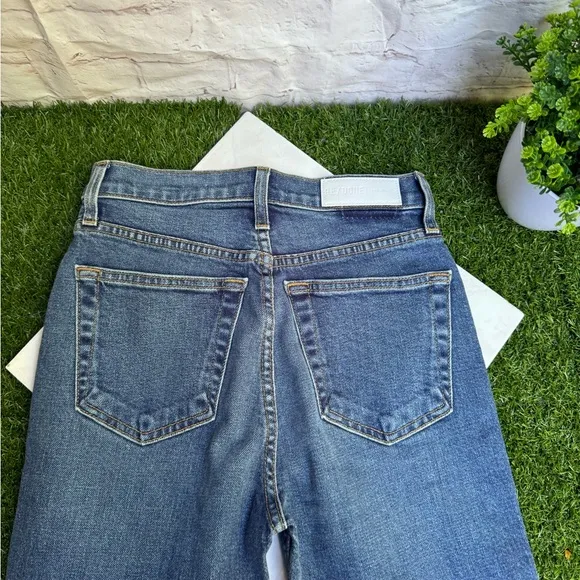 RE/DONEHigh Rise Mid 70’s Comfort Ankle Crop Jeans size 25 nwot