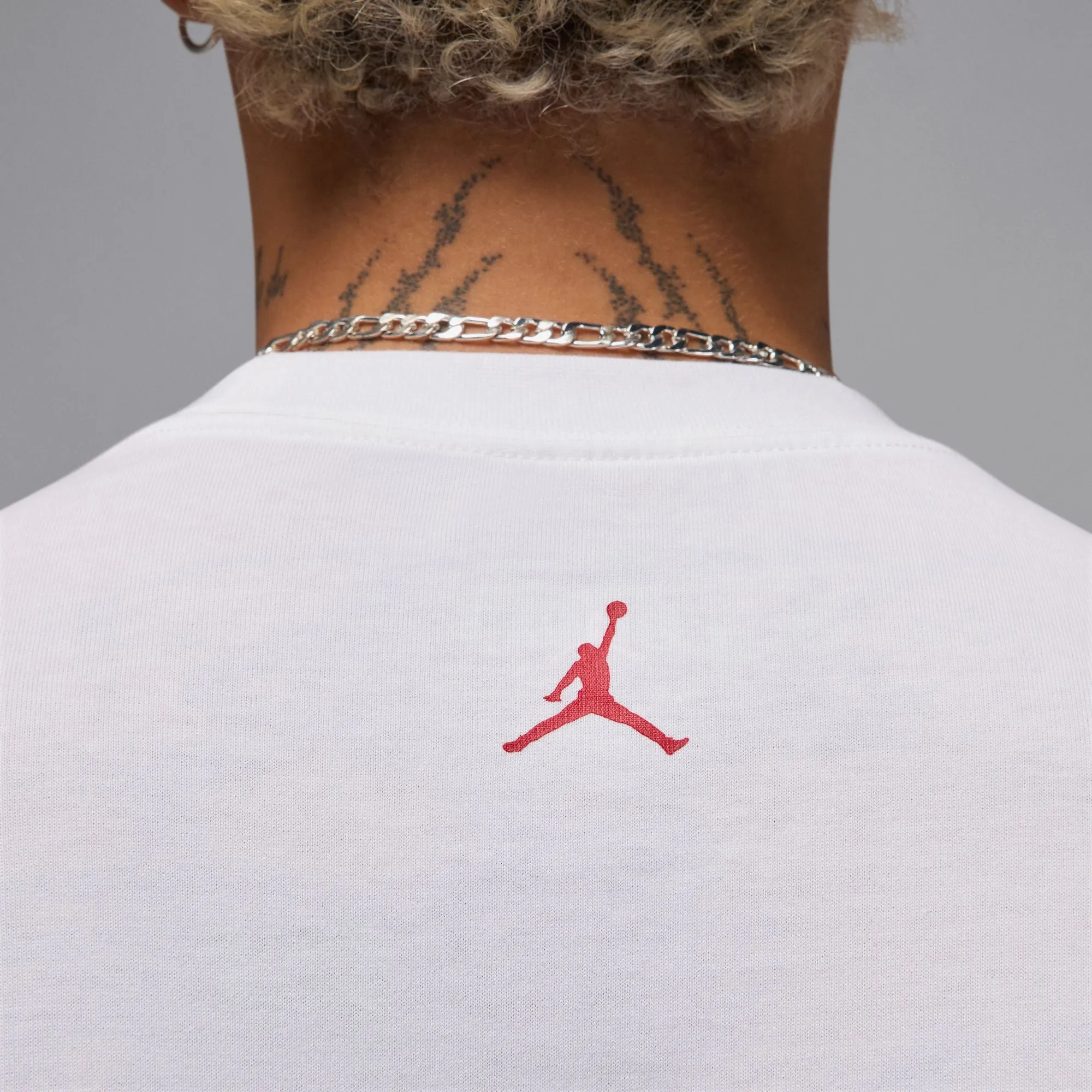 SNEAKER PATCH T-SHIRT "WHITE/VARSITY RED"