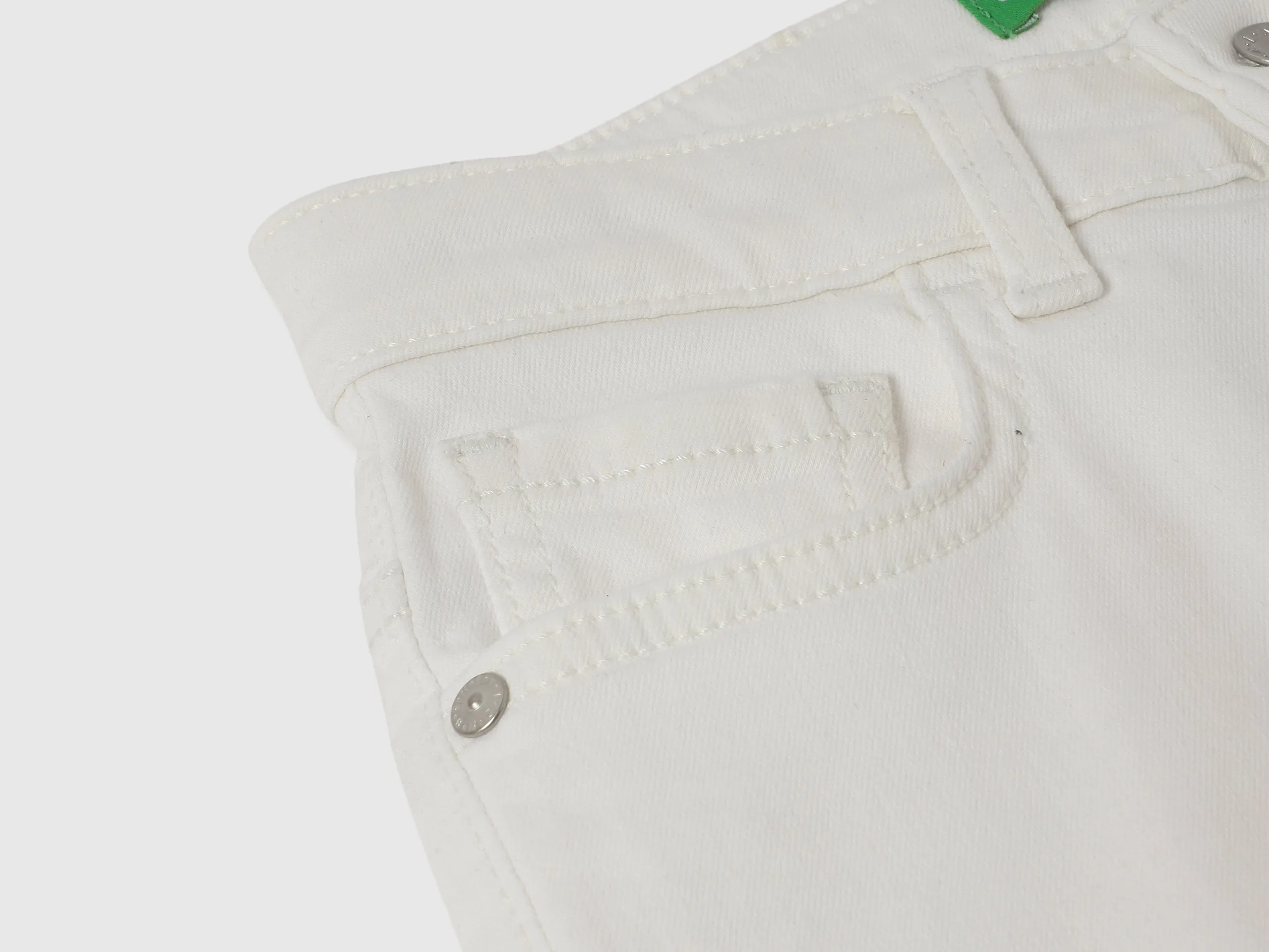 Solid Slim Fit Jeans