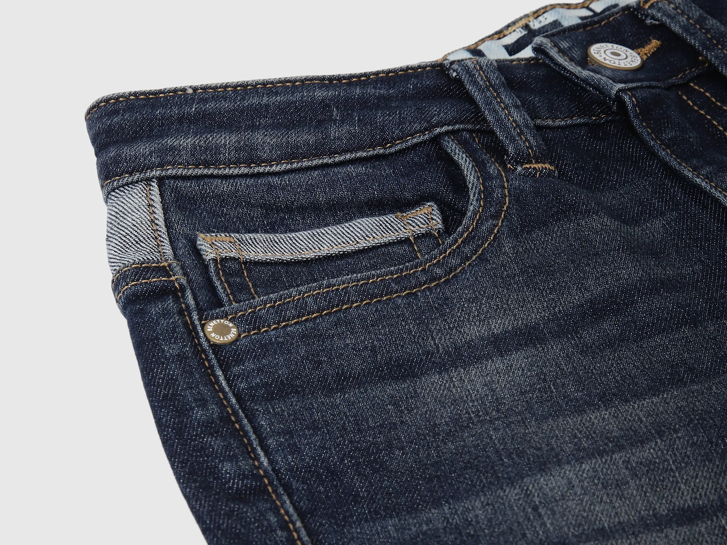 Solid Straight Fit Jeans