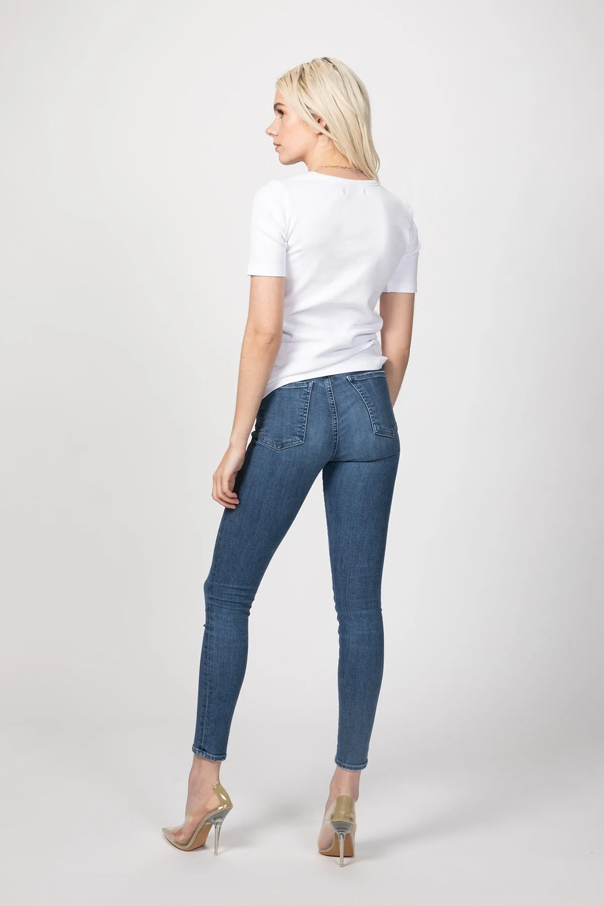 THE LILLIE TEE