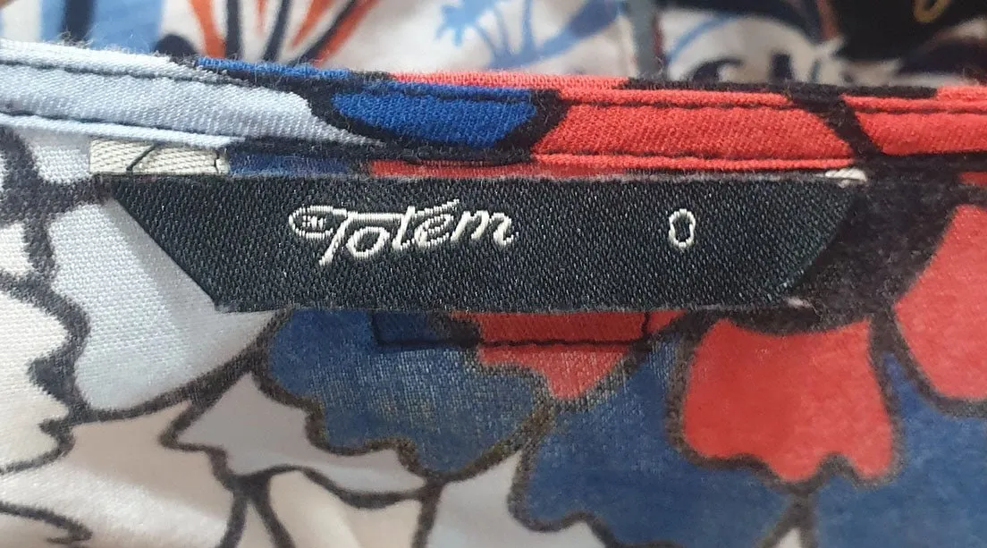 Totem fun and colourful top size 10