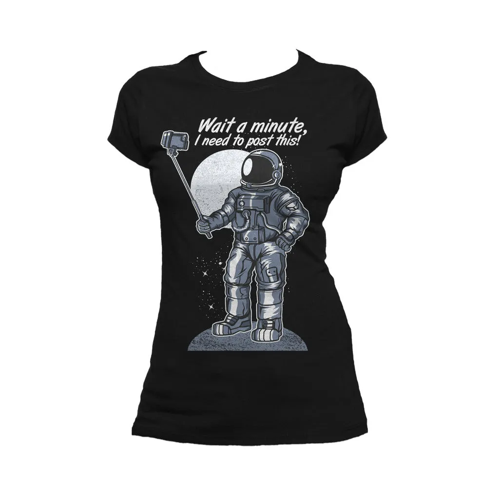 Weird Science Selfie Astronaut Official Ladies T-shirt (Black)