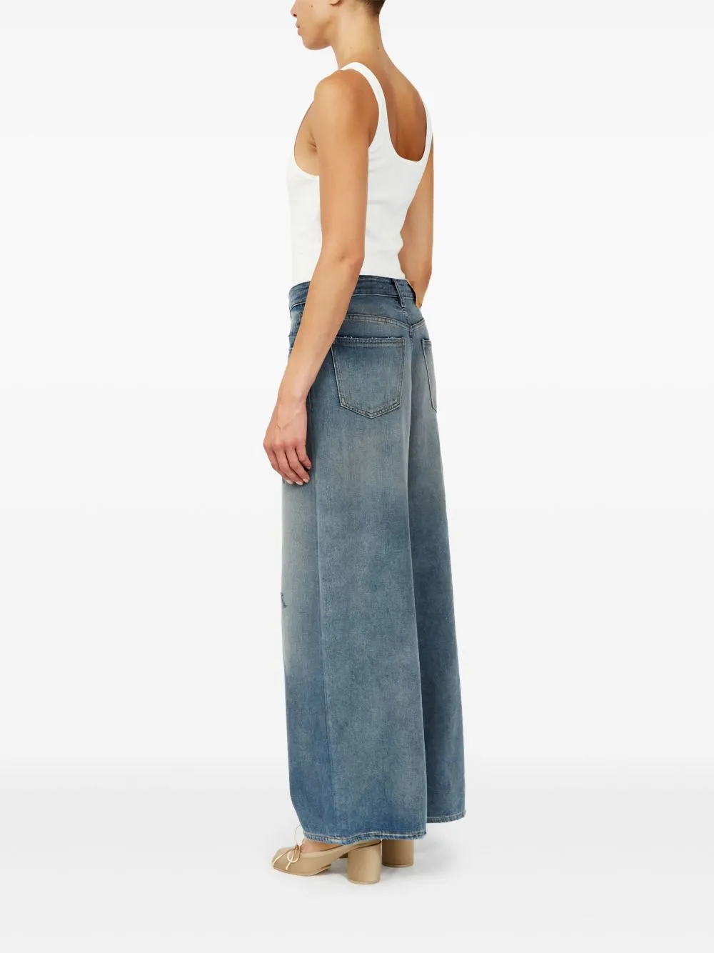 Wide-leg denim jeans