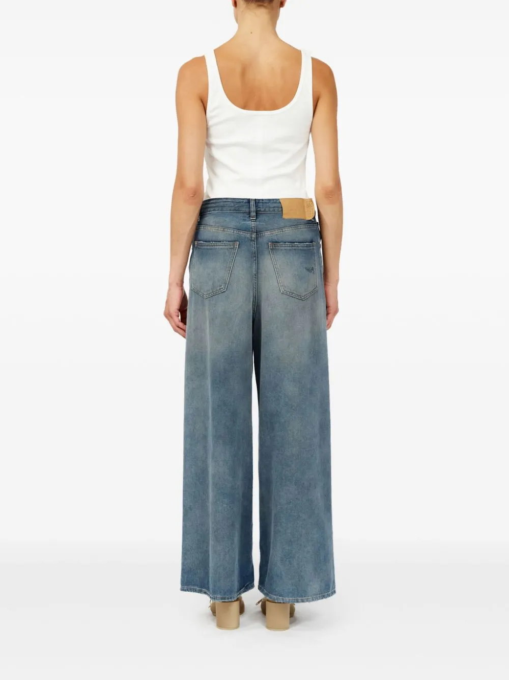 Wide-leg denim jeans