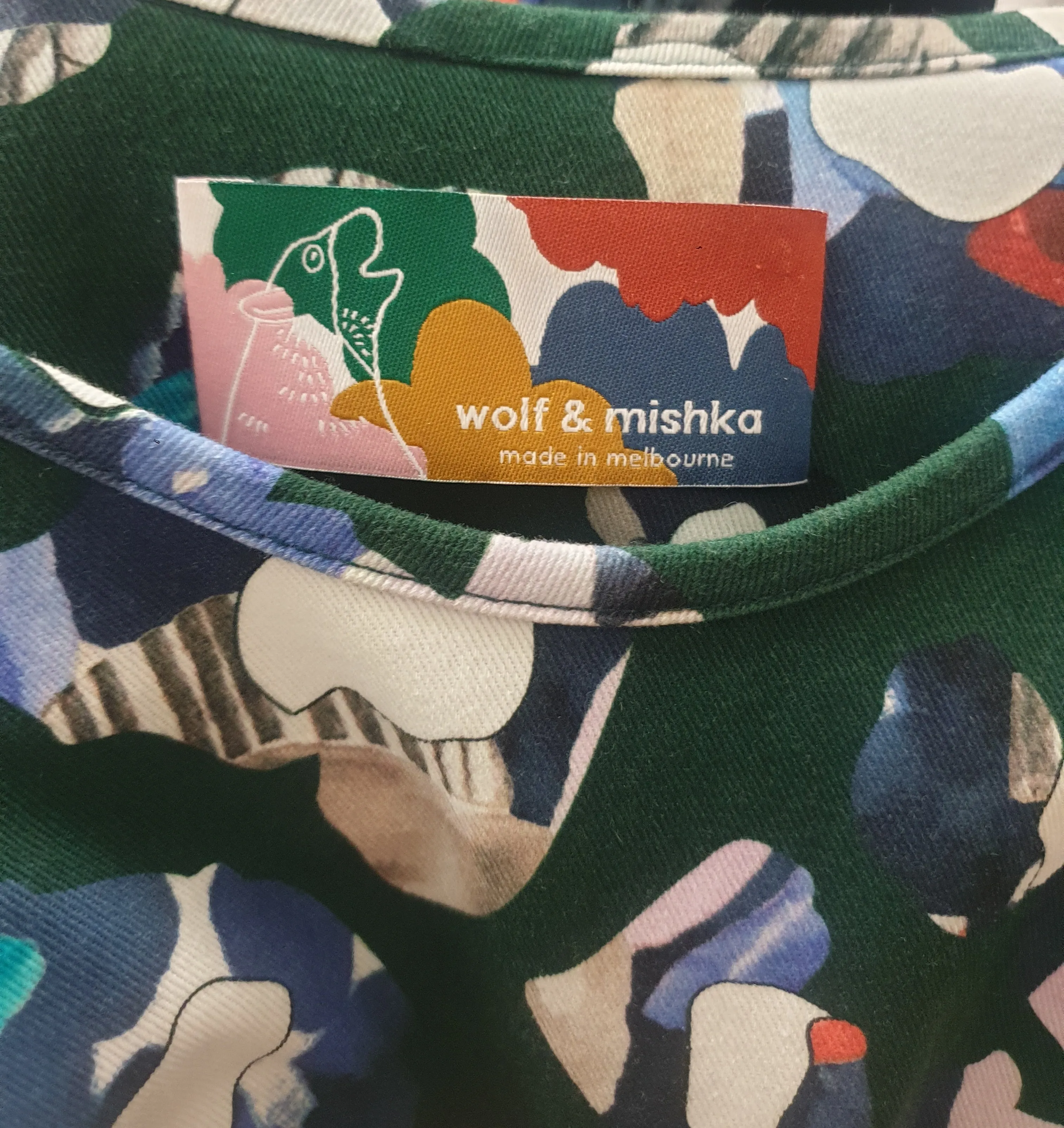 Wolf & Mishka green unique print oversize top size S