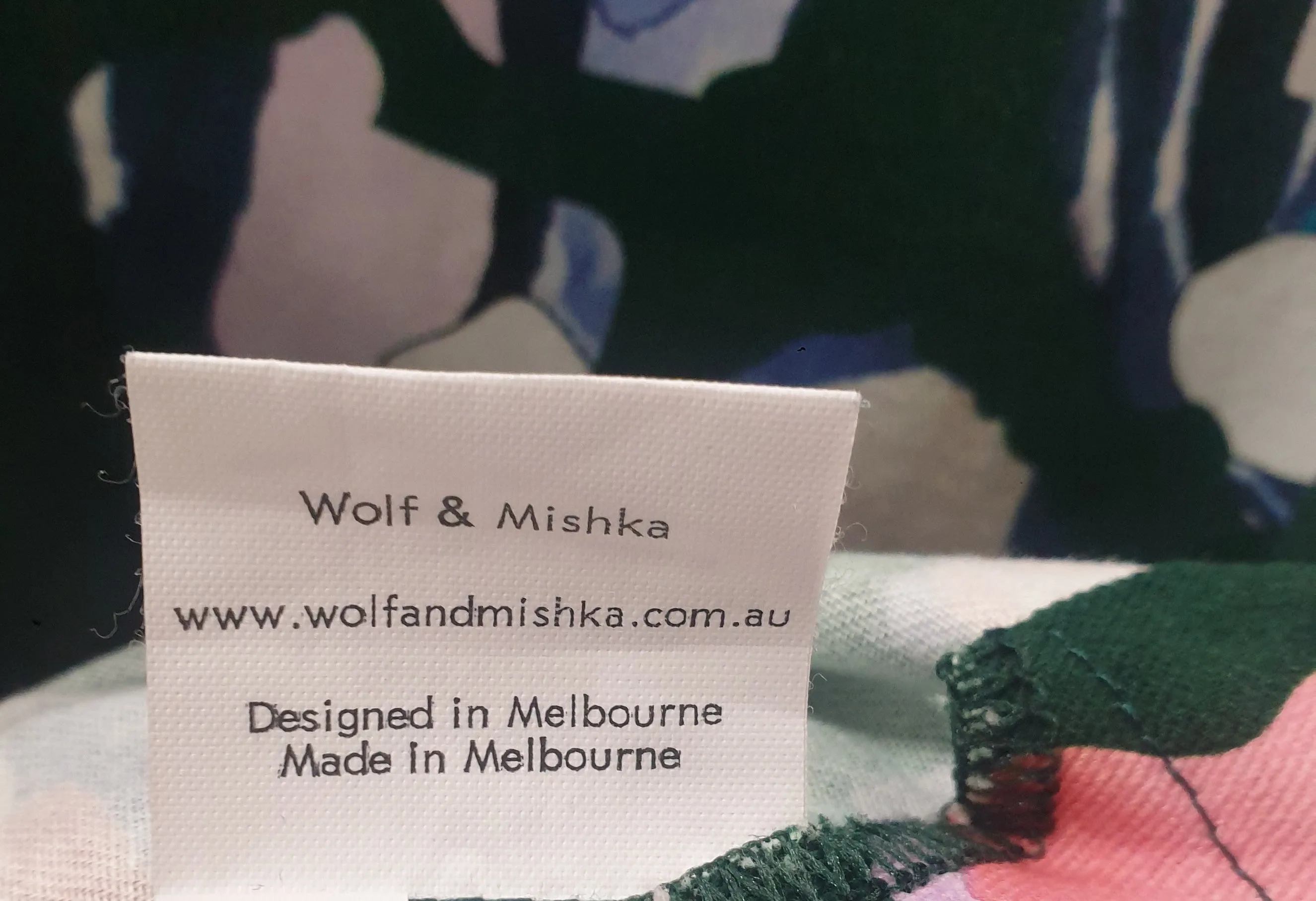 Wolf & Mishka green unique print oversize top size S
