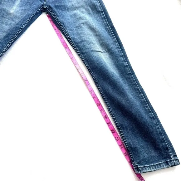 Women’s 512 Levi’s Performance Jeans W28 L30