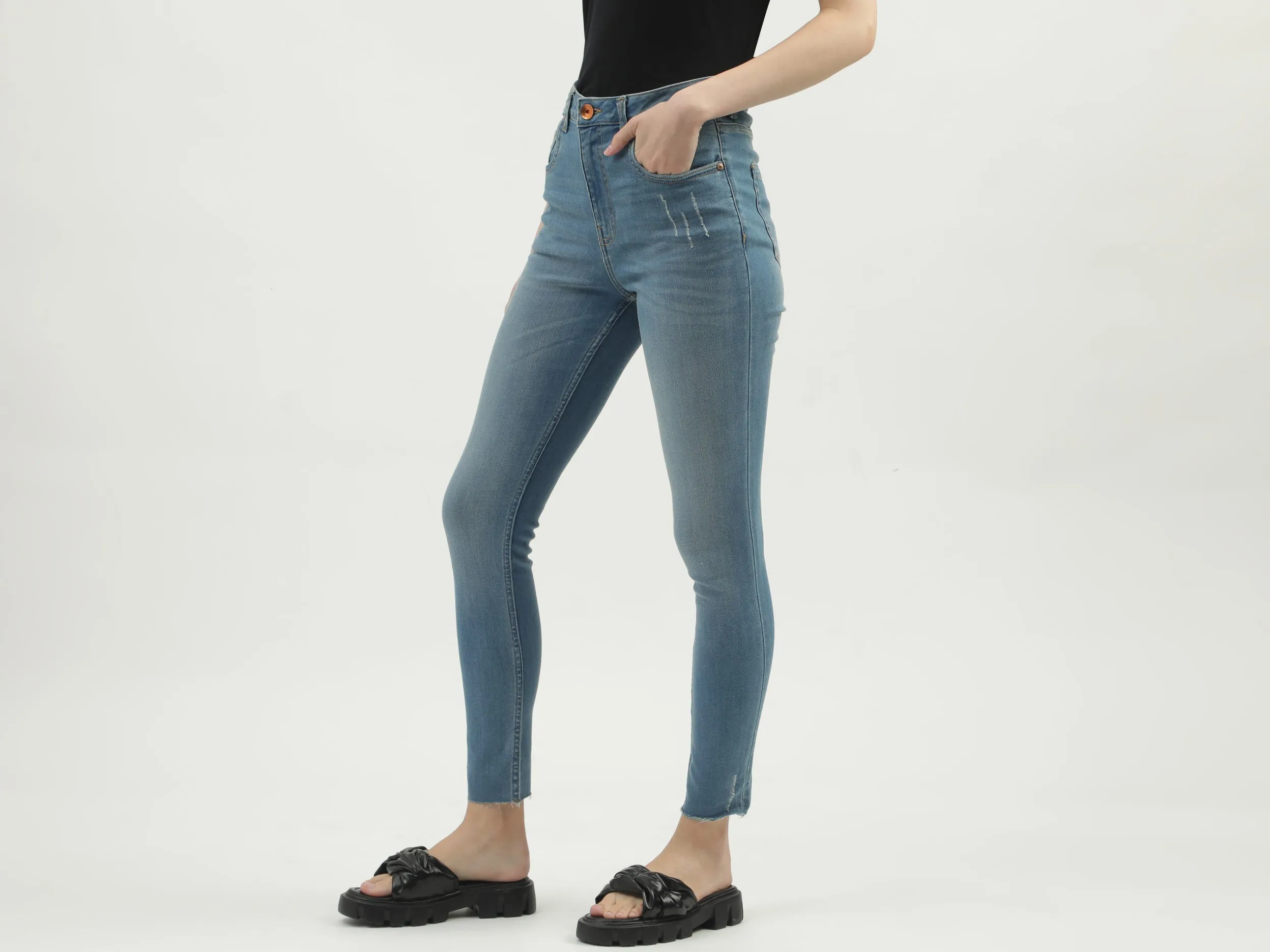 Women's Solid Skinny Fit Jeans